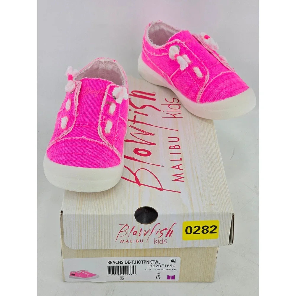 Blowfish Beachside-T Sneaker Kids Size 6 Hot Pink Twill Distressed - New